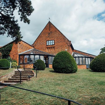 Seckford Hall Hotel & Spa Вудбридж Экстерьер фото