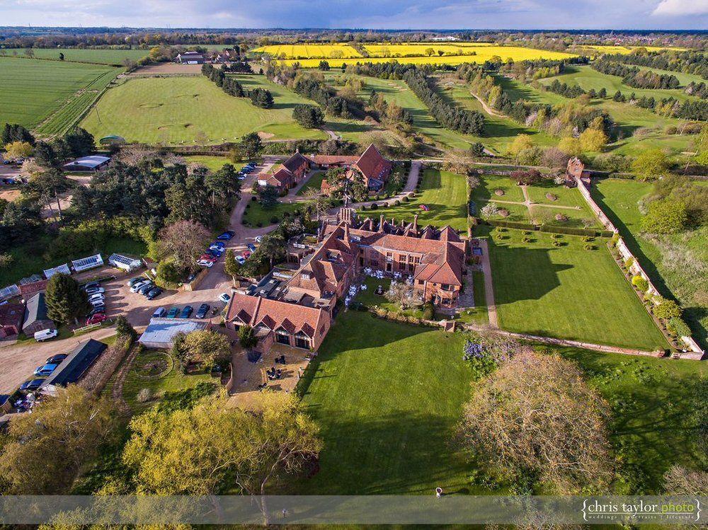 Seckford Hall Hotel & Spa Вудбридж Экстерьер фото