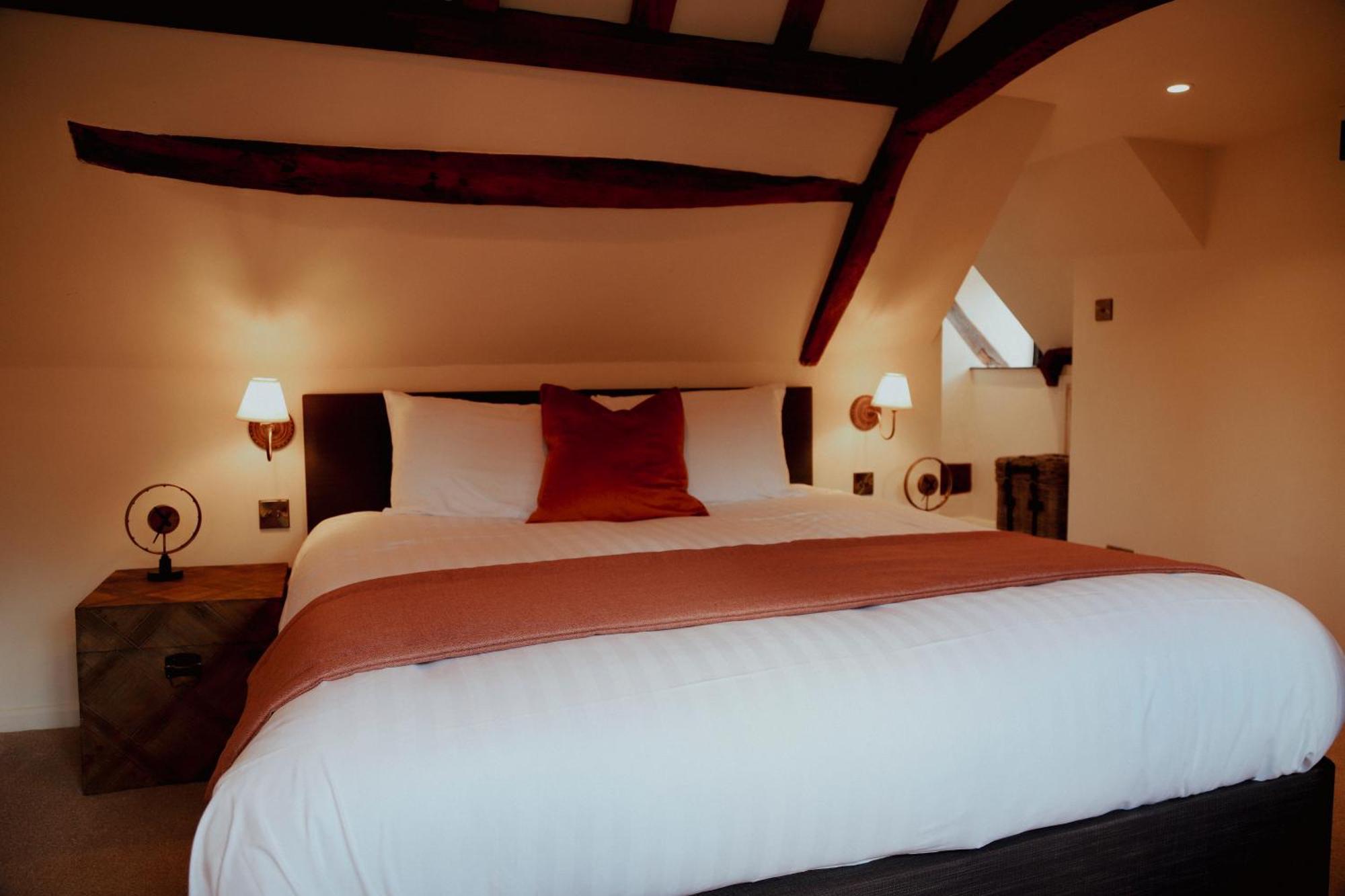 Seckford Hall Hotel & Spa Вудбридж Экстерьер фото